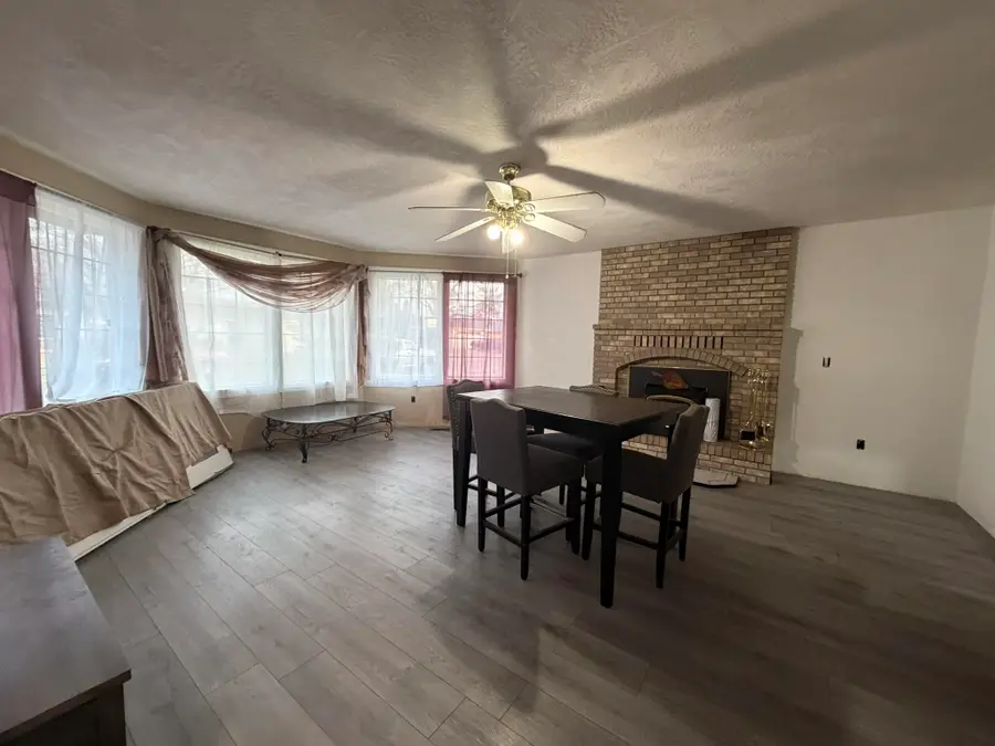 2451 Powell, Medford, OR 97504 - Image #3