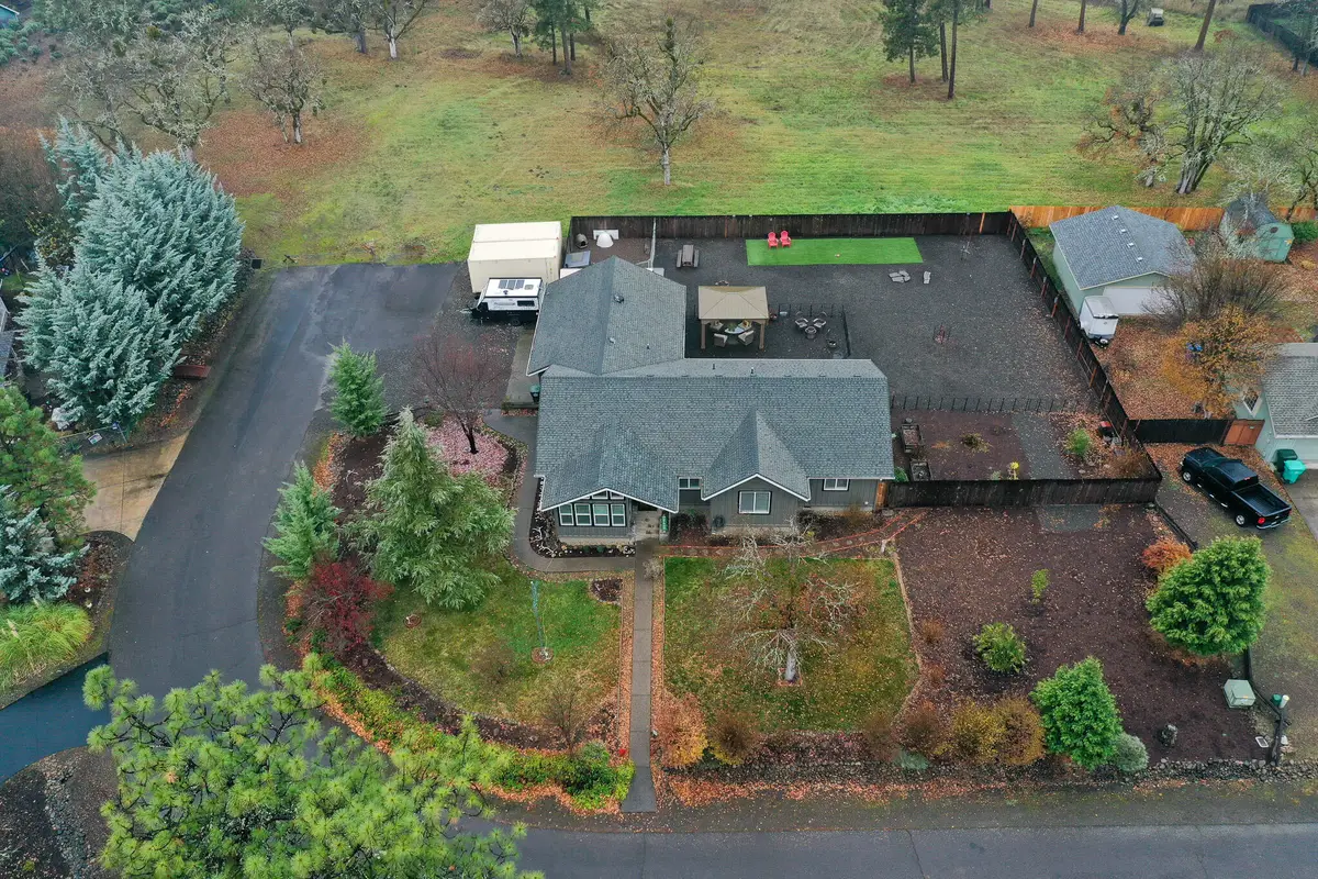 1027 Chevney, Shady Cove, OR 97539 - Image #1