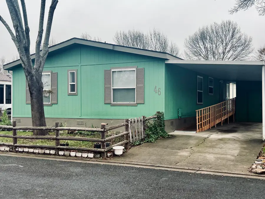 633 E Archwood, Eagle Point, OR 97524 - Image #2