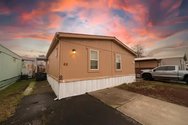 2622 Falcon, White City, OR 97503