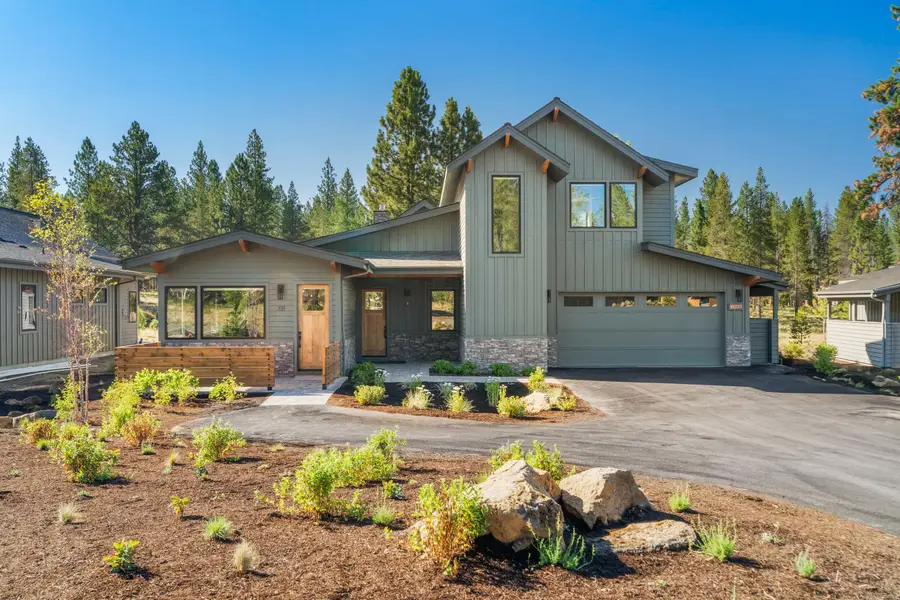 18257 Forestbrook Lp, Bend, OR 97707 - Image #2
