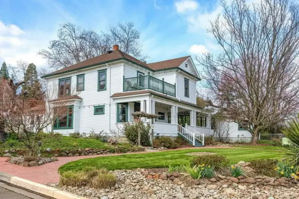 451 N Main, Ashland, OR 97520