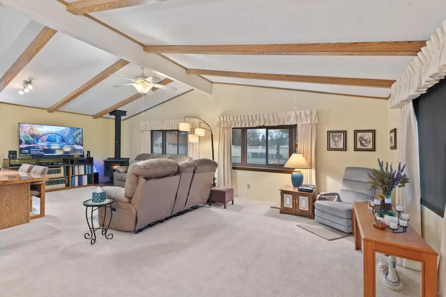 109 Waverly, Grants Pass, OR 97526 - Image #2