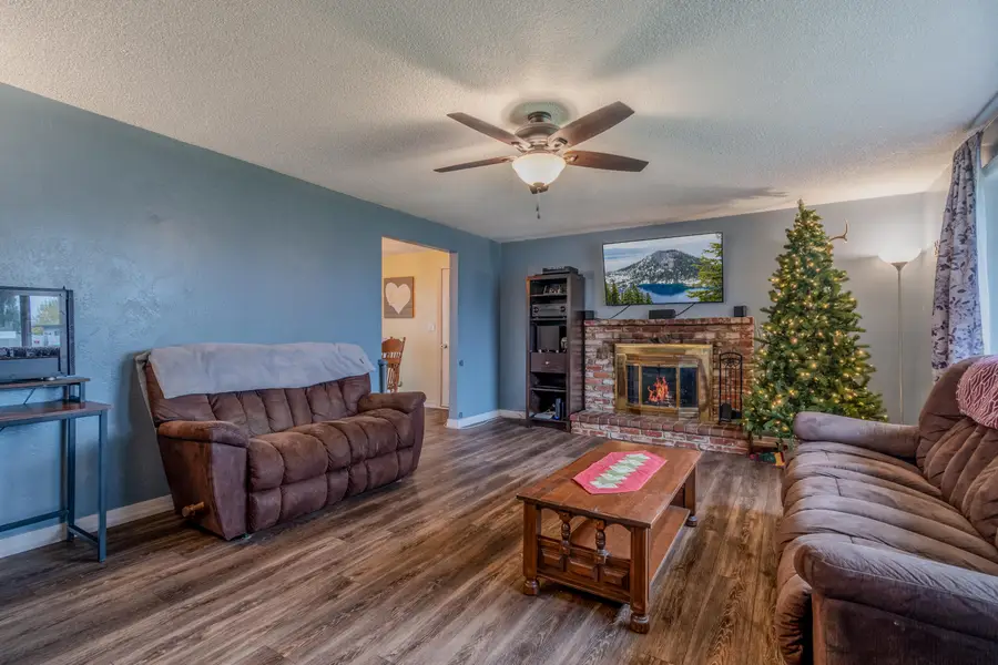 3086 Arthur, Medford, OR 97501 - Image #2