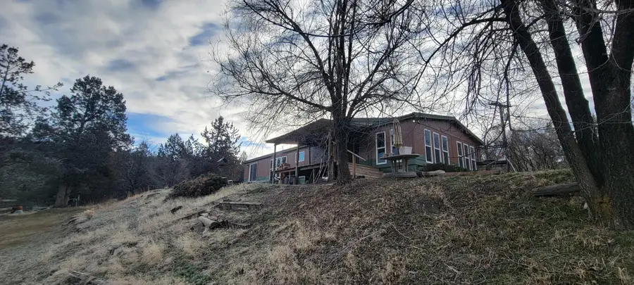 7467 Harpold, Klamath Falls, OR 97603 - Image #2