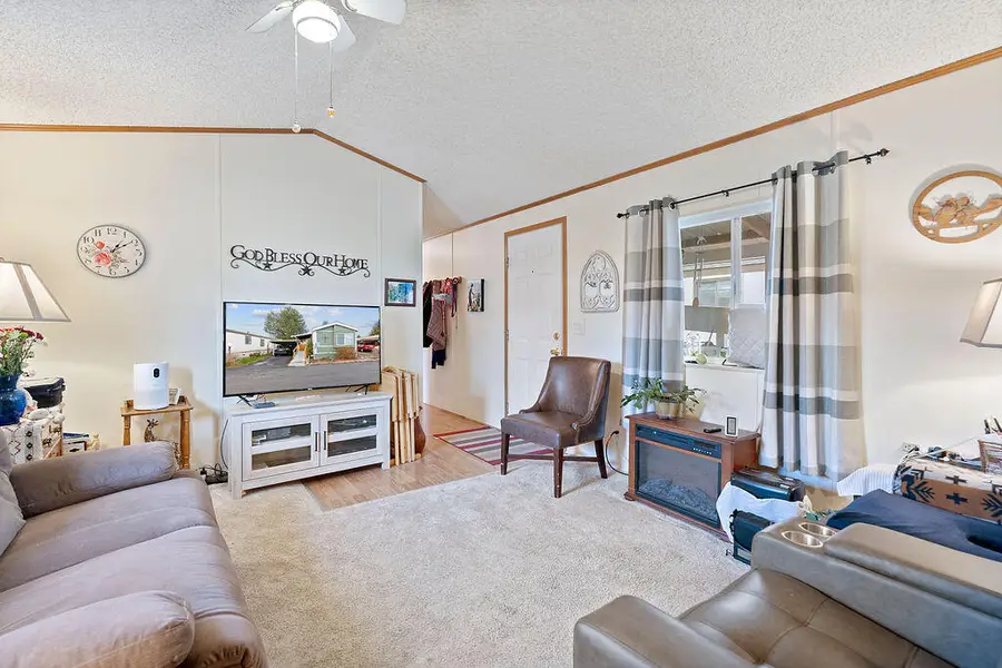 185 NW Harwood, Prineville, OR 97754 - Image #3