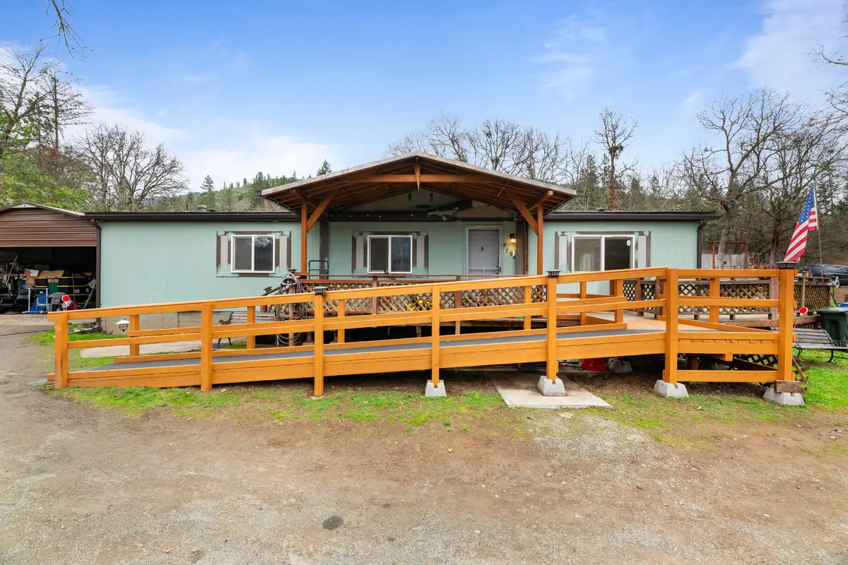 4794 Foothill, Rogue River, OR 97537 - Image #1