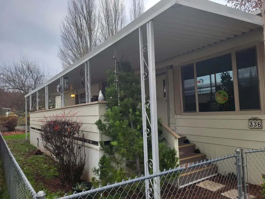 336 Beechwood, Grants Pass, OR 97526 - Image #2