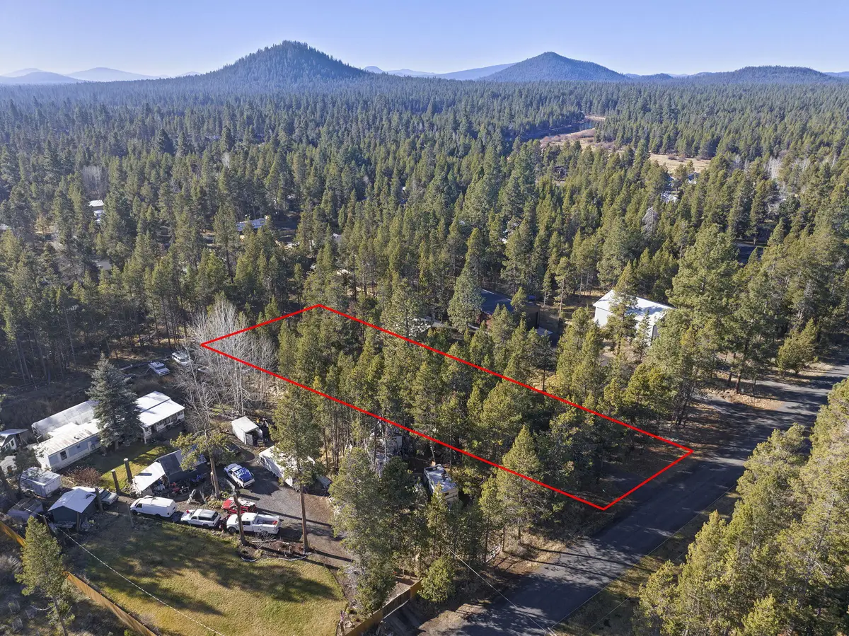 16833 Brenda, Bend, OR 97707 - Image #1