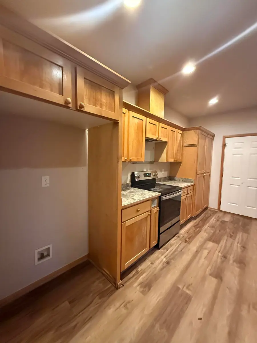 834 Isherwood, Central Point, OR 97502 - Image #3