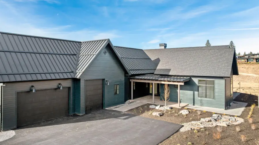 3118 NW Crossing Drive, Bend, OR 97703 - #2