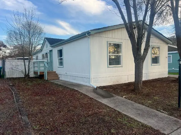 633 E Archwood, Eagle Point, OR 97524