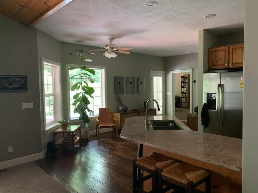 7353 Redthorne, Rogue River, OR 97537 - Image #2