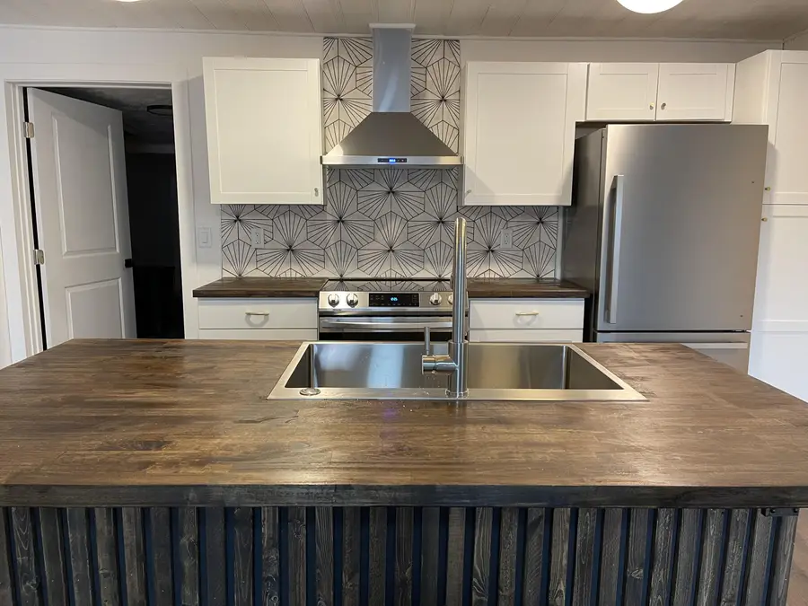 480 SE Dunham, Prineville, OR 97754 - Image #2