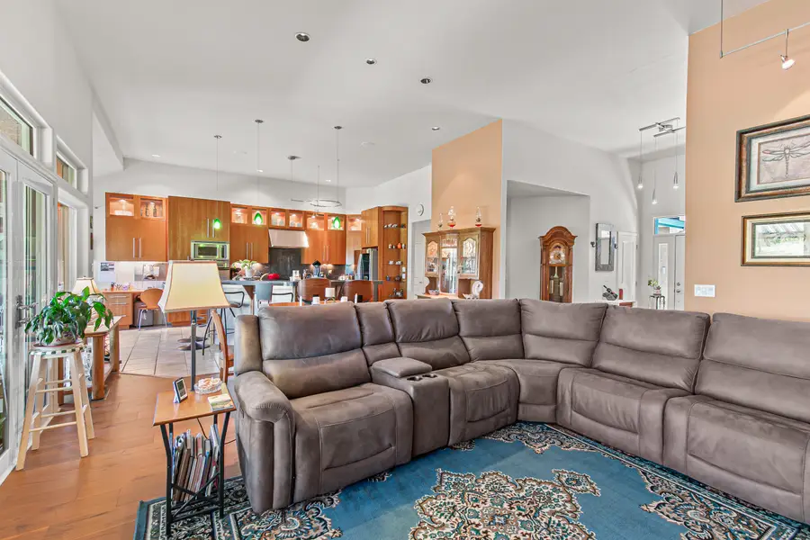 422 Robert Trent Jones, Eagle Point, OR 97524 - Image #3