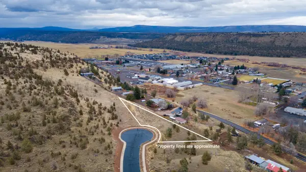 2448 NE Compass, Prineville, OR 97754