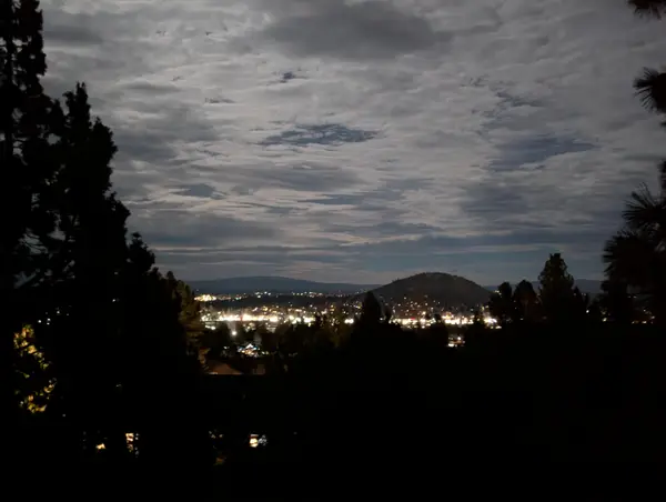 2850 NW Lucus, Bend, OR 97703