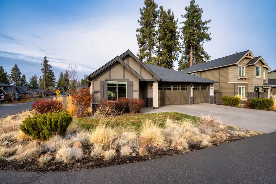 60414 Hedgewood, Bend, OR 97702 - Image #3