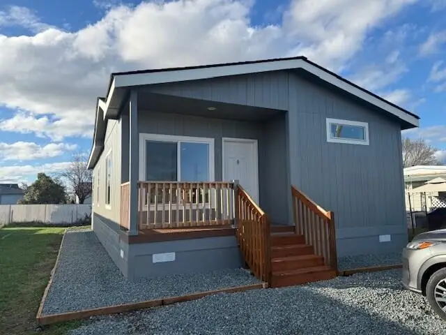 3601 Avenue C, White City, OR 97503 - Image #3