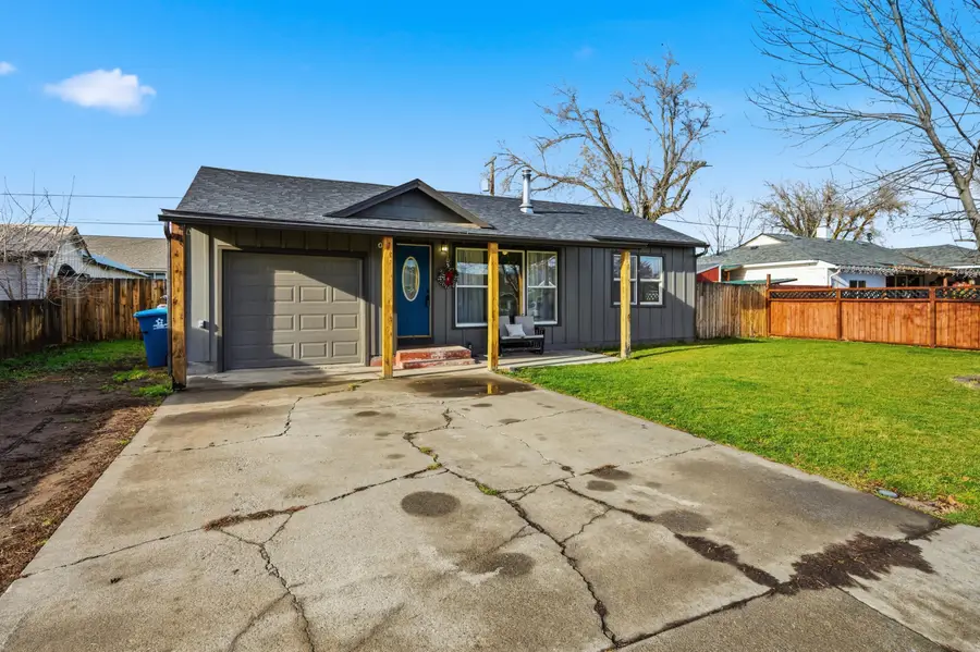 305 SW Ewen, Prineville, OR 97754 - Image #2