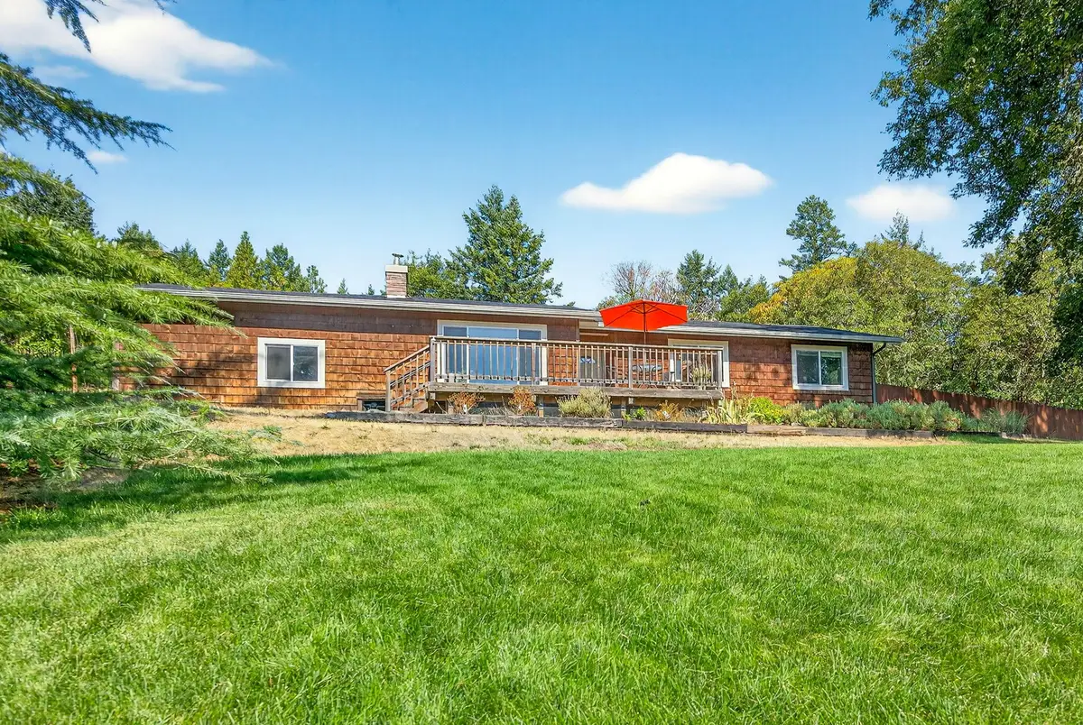 450 Crestview, Grants Pass, OR 97527 - Image #1