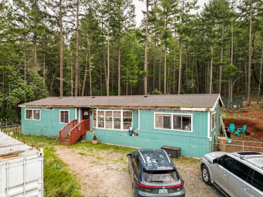 480 Daily, Grants Pass, OR 97527 - Image #2