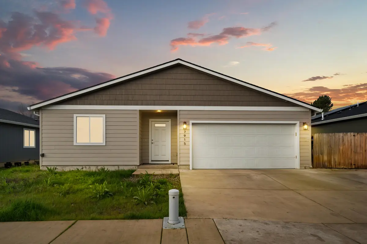 7915 Jacqueline, White City, OR 97503 - Image #1