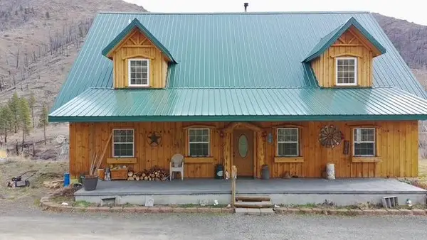 25404 Hwy 395, Canyon City, OR 97820