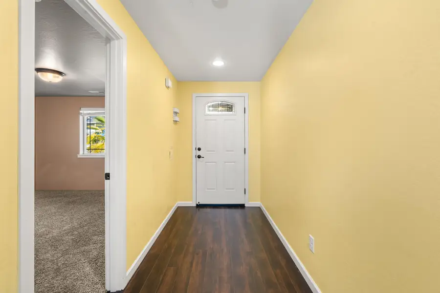 925 Sellwood, Eagle Point, OR 97524 - Image #3