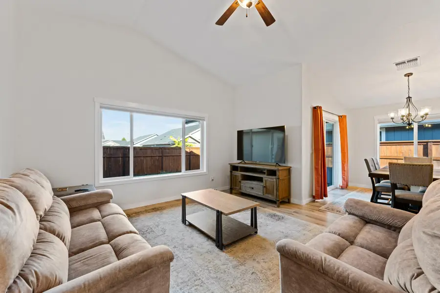 1876 SW Mistybrook Drive, Grants Pass, OR 97527 - #3