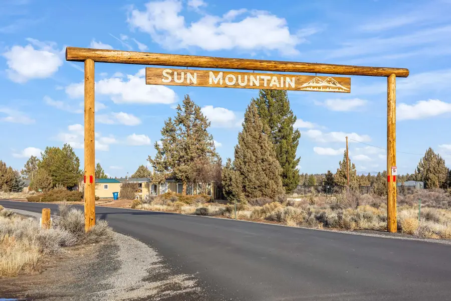 66830 Central, Bend, OR 97703 - Image #2