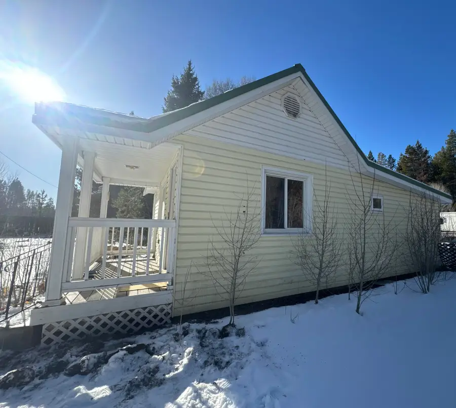 135744 Highway 97, Crescent, OR 97733 - Image #3