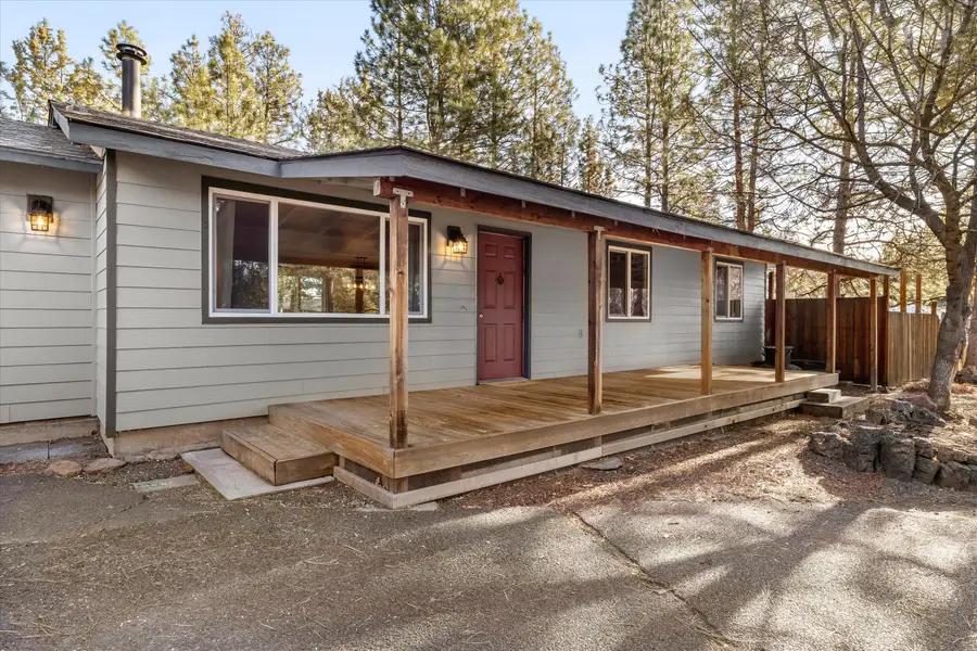 20828 Desert Woods, Bend, OR 97702 - Image #2