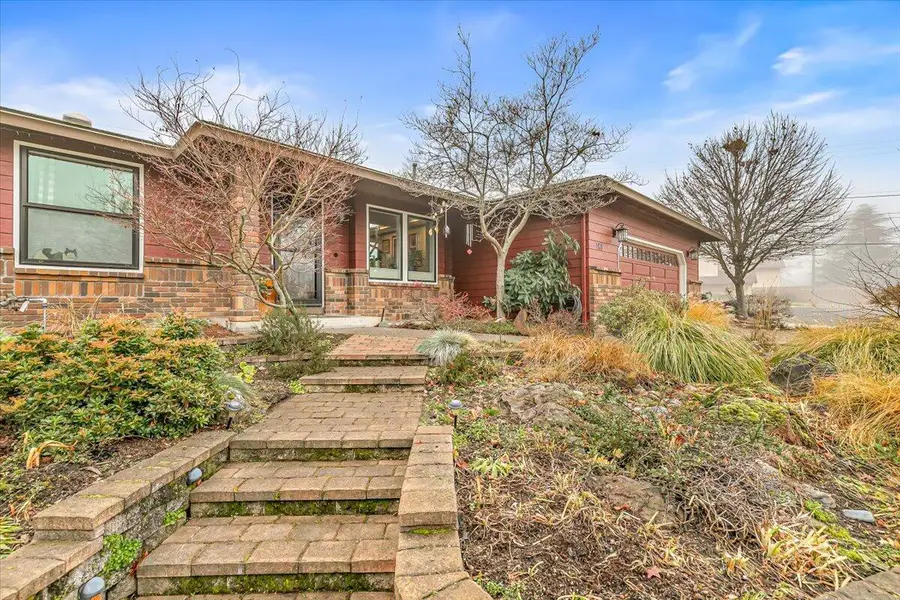 780 Oakway, Ashland, OR 97520 - Image #3