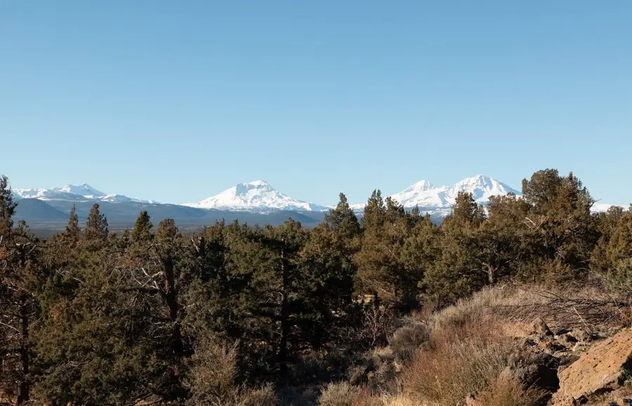 17549 Cascade Estates, Bend, OR 97703 - Image #2