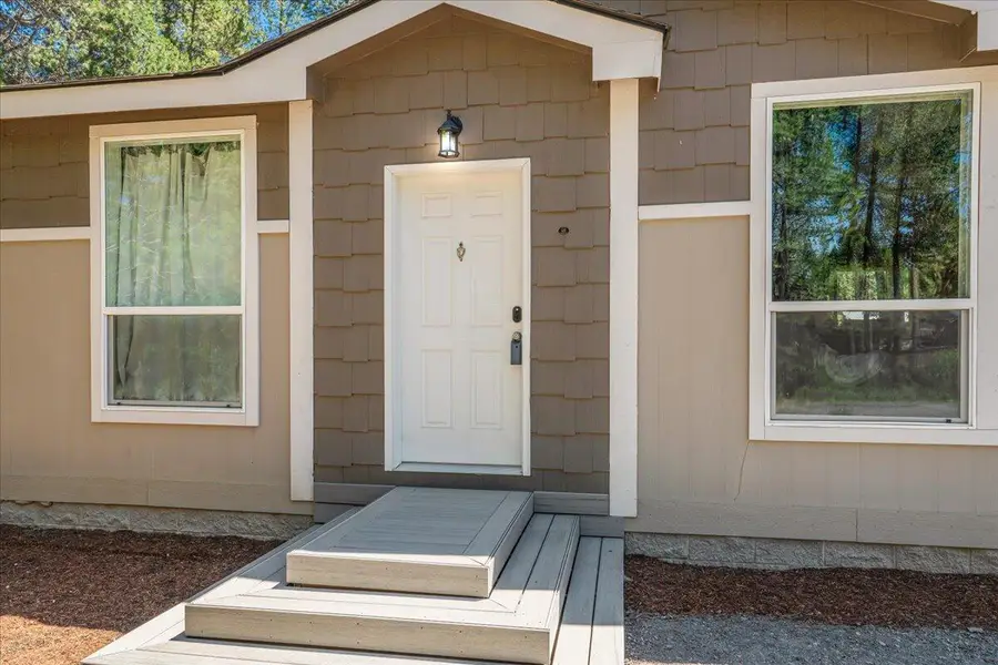 56252 Comet, Bend, OR 97707 - Image #3