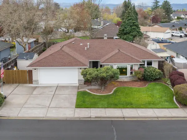 2610 Roberts, Medford, OR 97504
