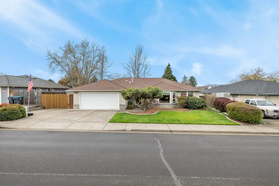 2610 Roberts, Medford, OR 97504 - Image #3