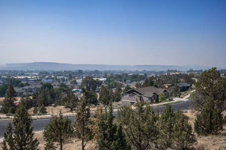 2377 NE Compass Court, Prineville, OR 97754 - #3