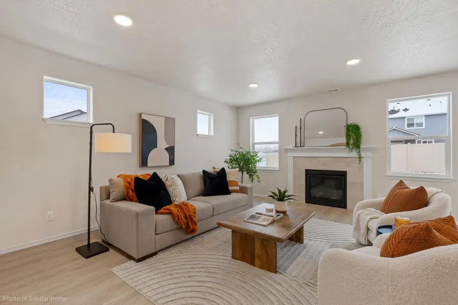 61083 NE Give, Bend, OR 97702 - Image #2