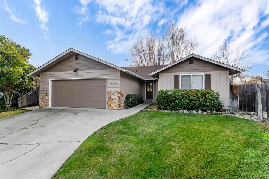 2725 Trout, Grants Pass, OR 97527 - Image #3