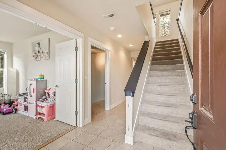 2671 NE Bobbi Court, Prineville, OR 97754 - #3