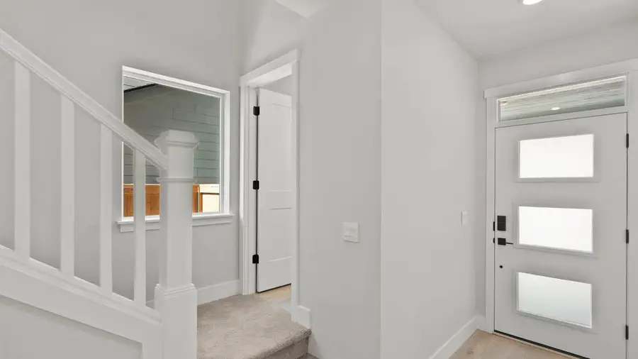 21657 SE Fuji, Bend, OR 97702 - Image #2