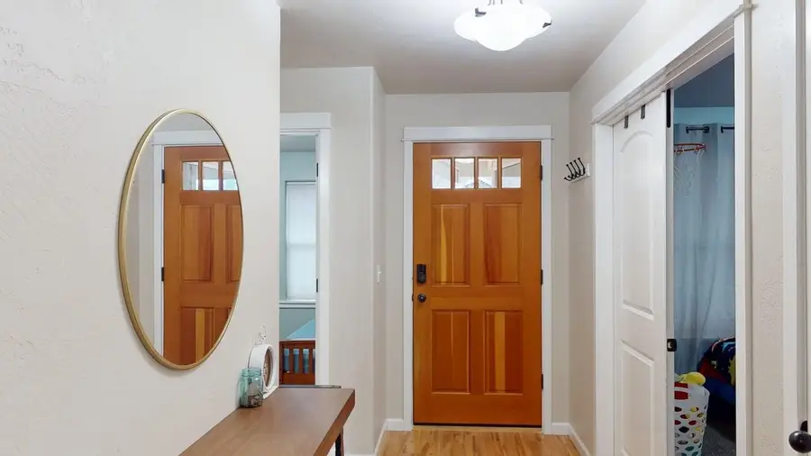 1821 SW I, Grants Pass, OR 97526 - Image #3