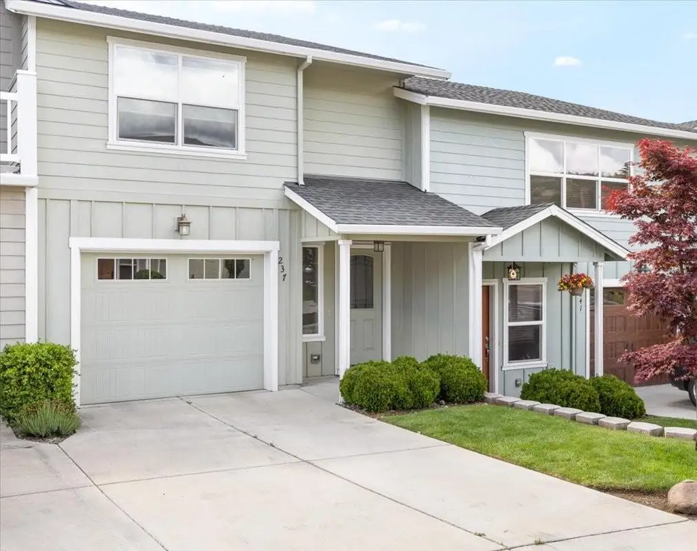 237 Dunthorpe, Medford, OR 97504 - Image #1