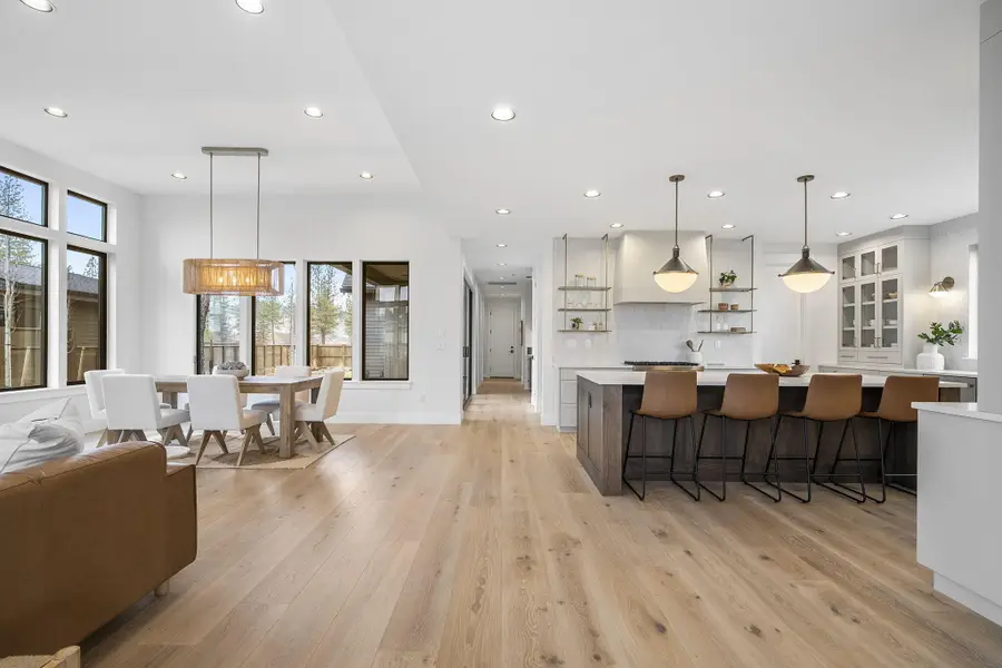 3350 NW Leavitt, Bend, OR 97703 - Image #2