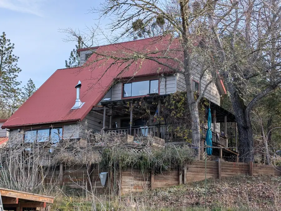 18489 Williams, Williams, OR 97544 - Image #2