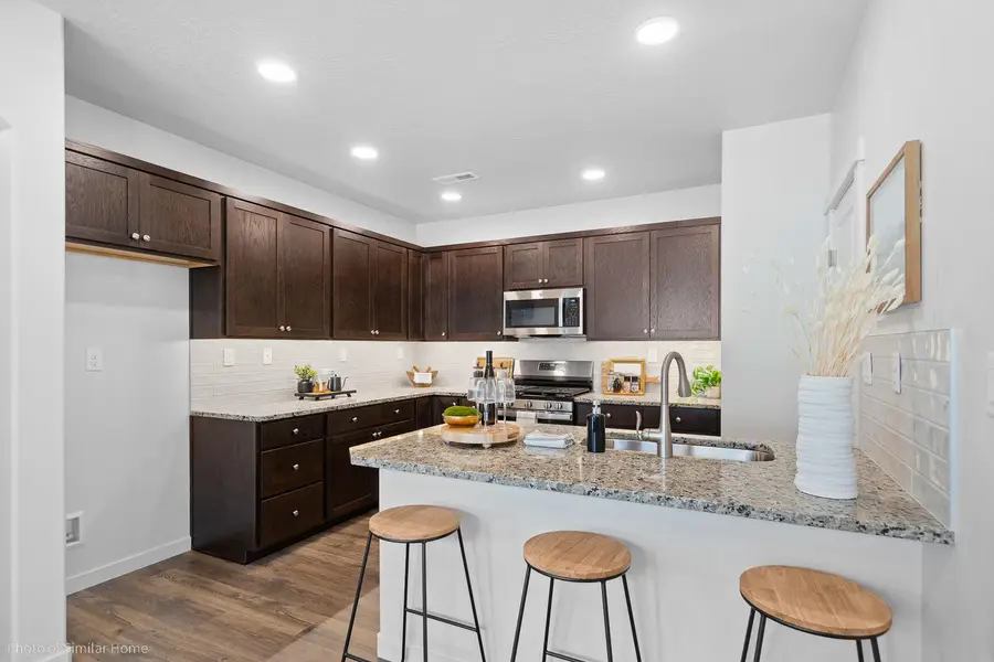 3536 NW 7th Street, Redmond, OR 97756 - #2