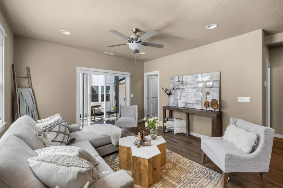 3470 NW 7th, Redmond, OR 97756 - Image #3