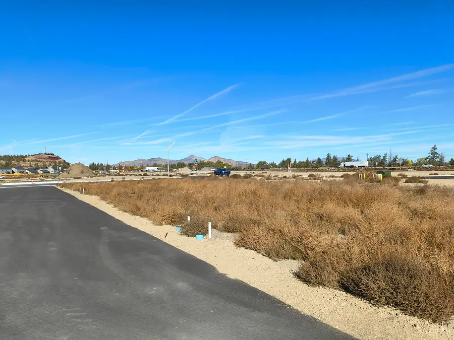 3243 NW 7th, Redmond, OR 97756 - Image #3